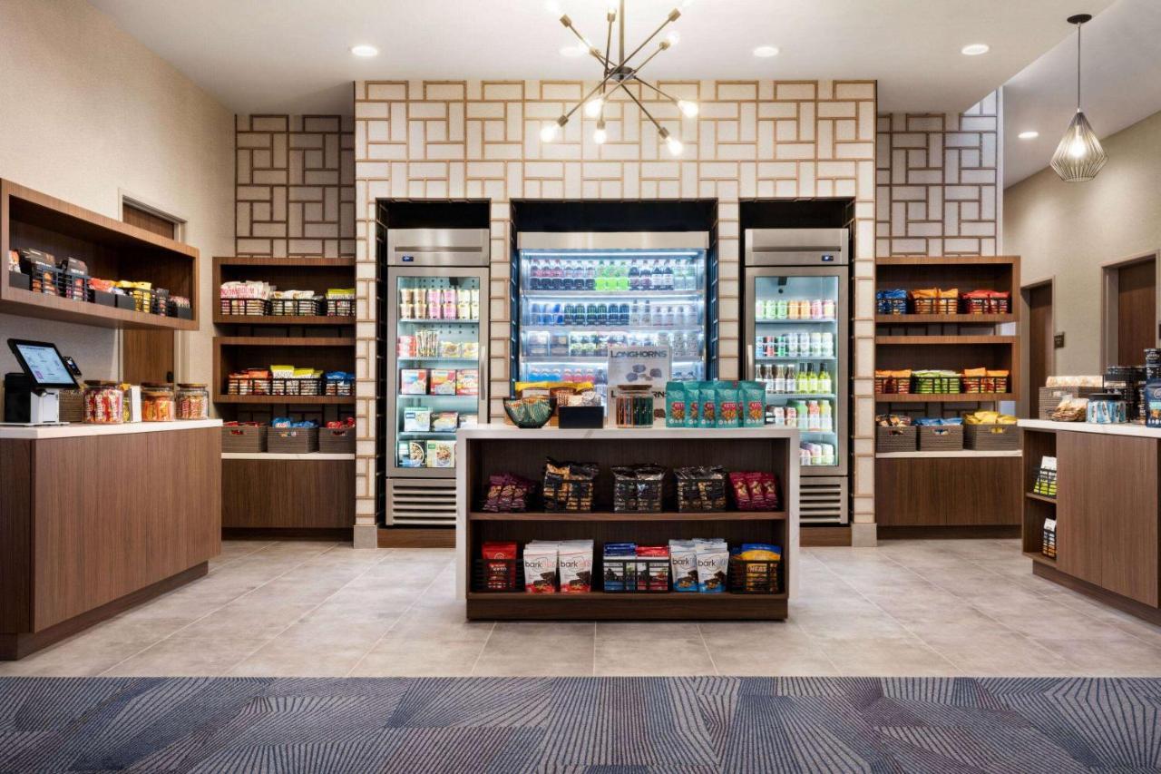 La Quinta Inn & Suites By Wyndham Del Rio Ngoại thất bức ảnh